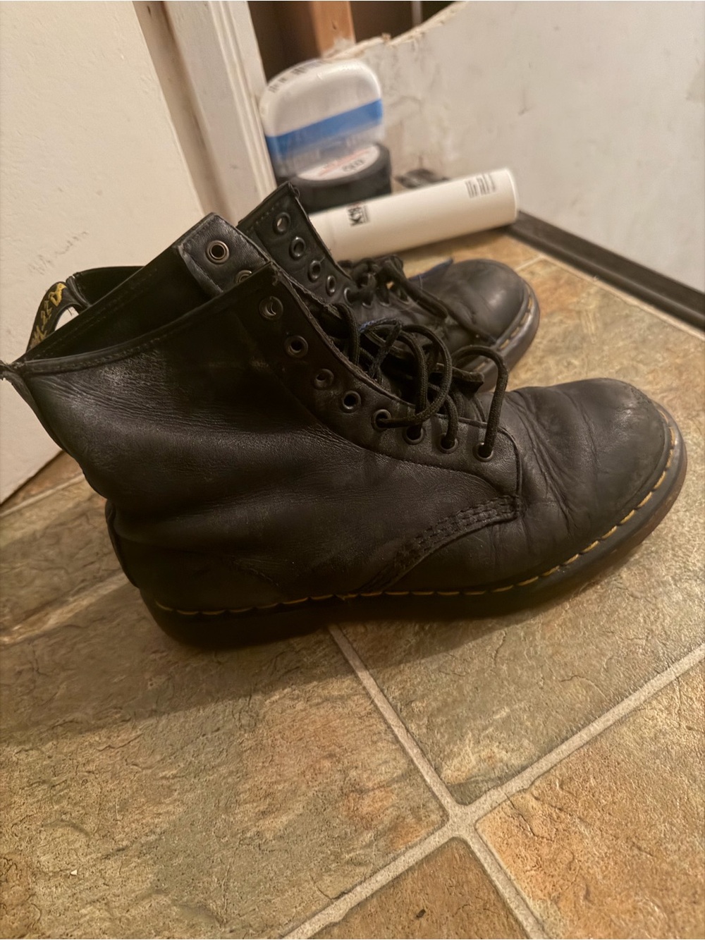 Dr. Martens Black mixte Lace-Up Leather Boots